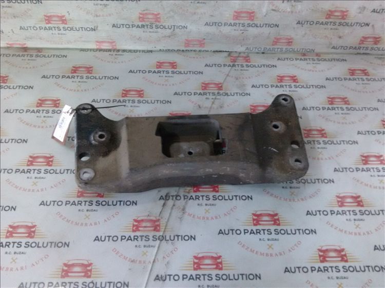 traversa cutie viteze bmw seria 5 f10 3.0d an fabr. 2012