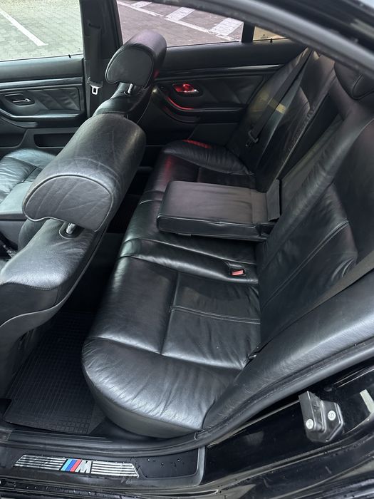 Bmw e39 528i m pachet // fara rugina // proprietar // omologat 520i