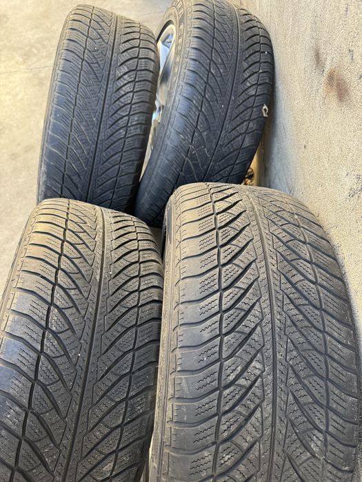 Jante 19 originale Bmw X5 F15 iarna runflat 255/50R19 GoodYear