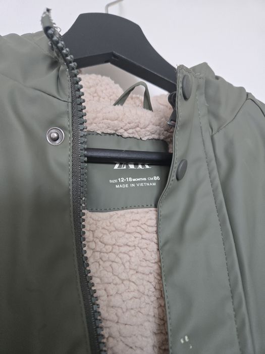 Гумирано яке ZARA р-р 86