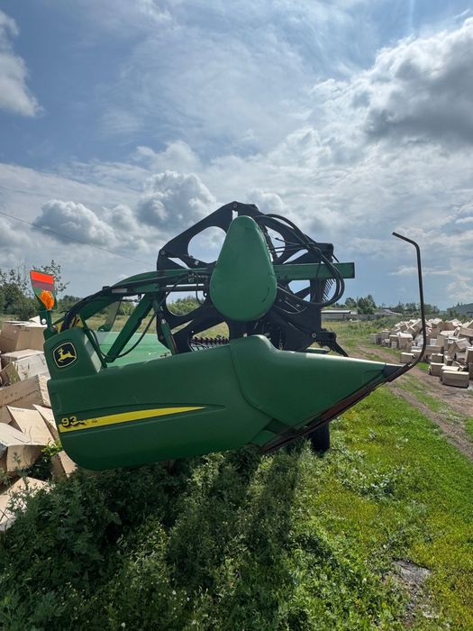 Продам жатку  John Deere