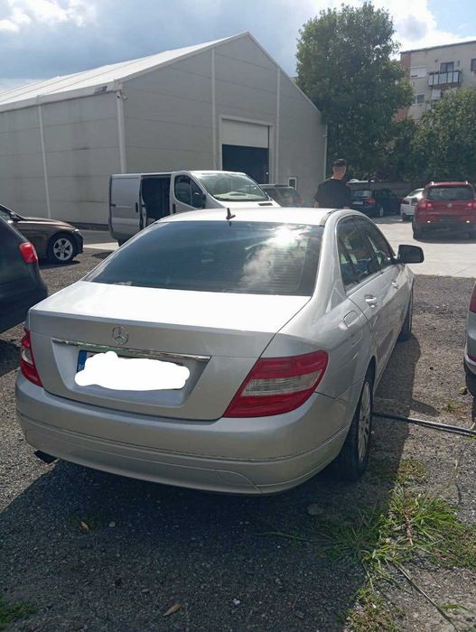 Ptr DEZMEMBRARE Mercedes-Benz, Clasa C 200, 136 CP.