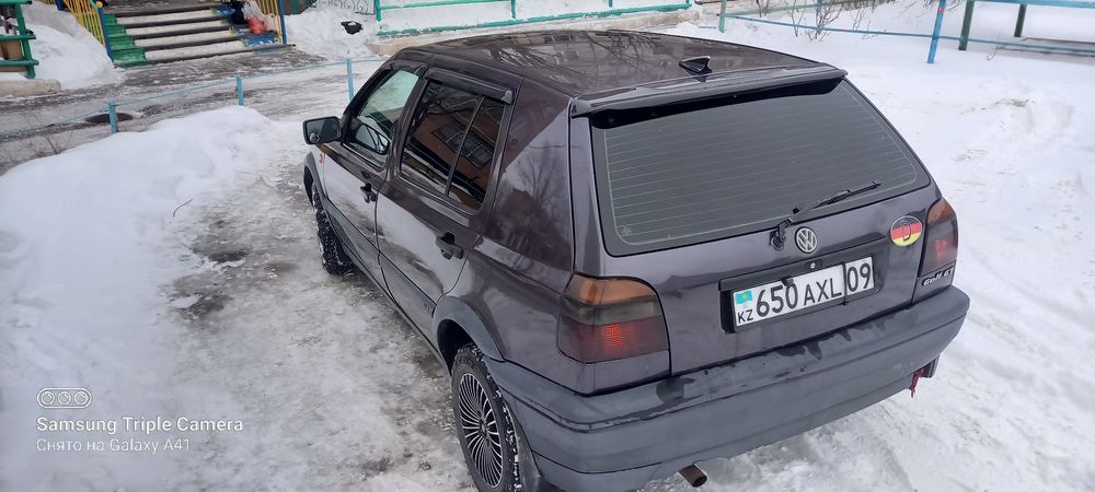 Продам автомобиль гольф 3