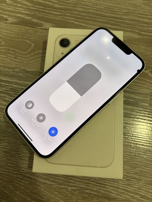 Iphone 13 White 100%