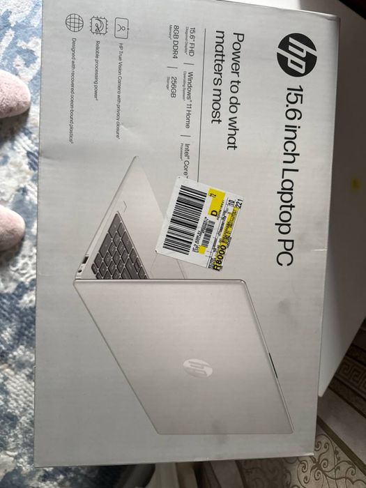 HP notebook sotiladi yangi 8/256