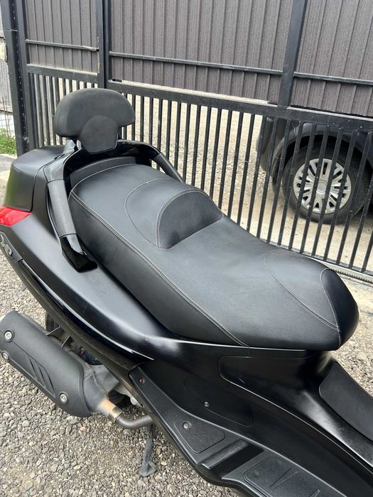 Scuter PIAGGIO X-evo 125 cc
