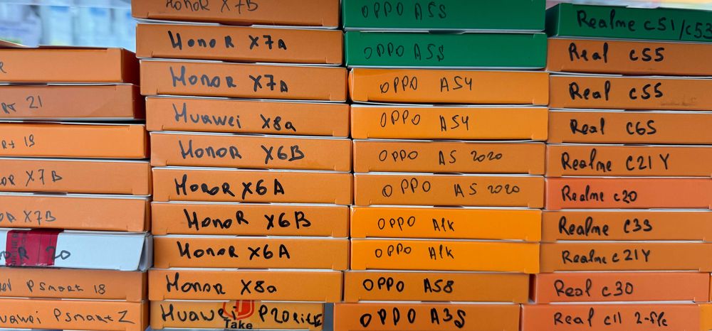 Продажа Дисплеев для сотовых телефонов