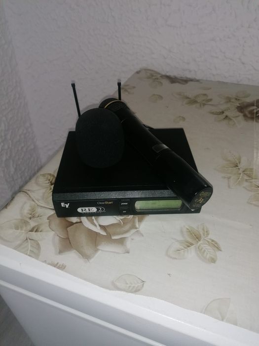 Microfon wireless electrovoice re2 cu capsula nd 767(shure, sennheiser)