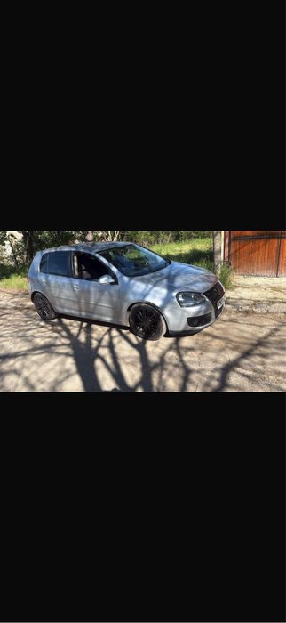 VW Golf 5 на части