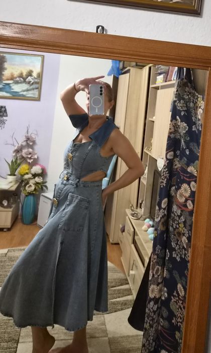 Vand rochie blugi