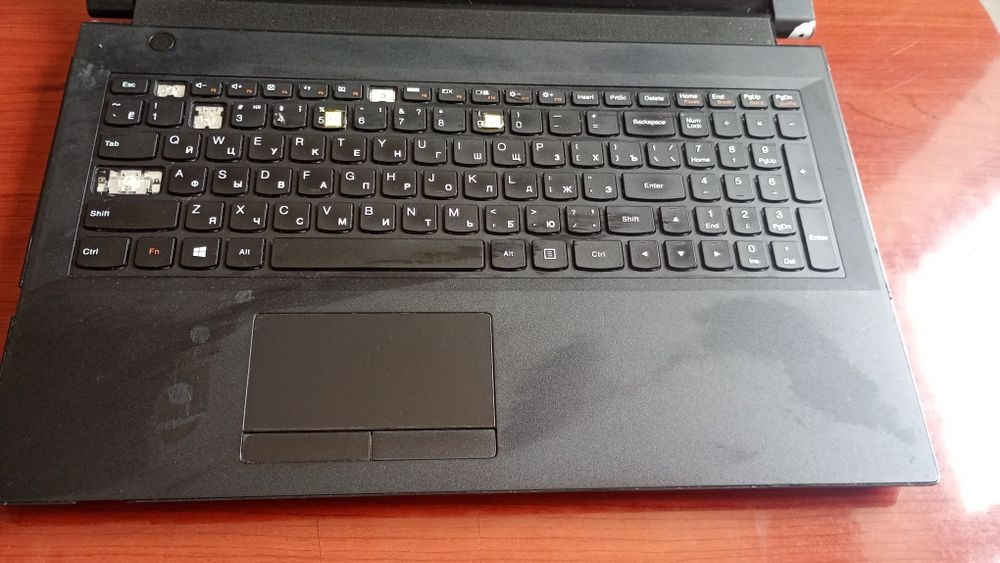 Ноутбук на запчасти