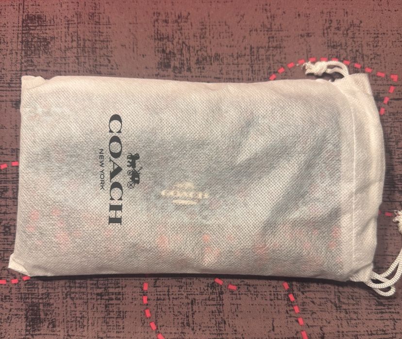 Портмоне Coach ново