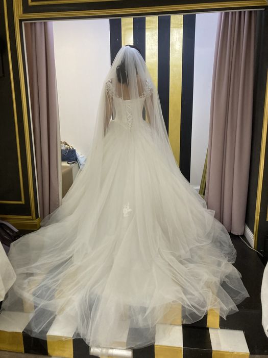 Свадебное платье