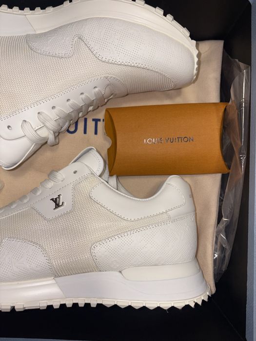 Adidasi Louis Vuitton