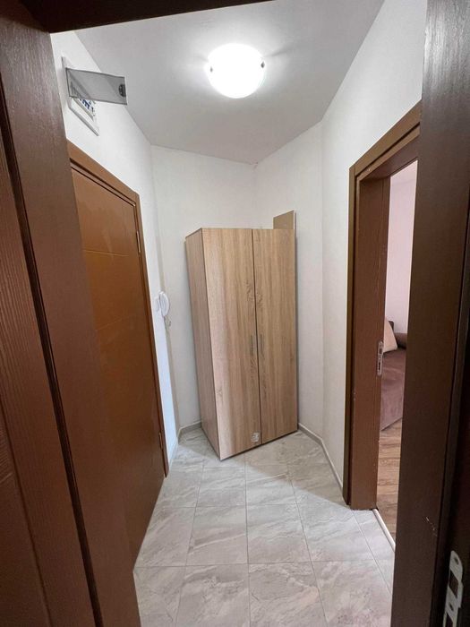 Отличен едностаен център