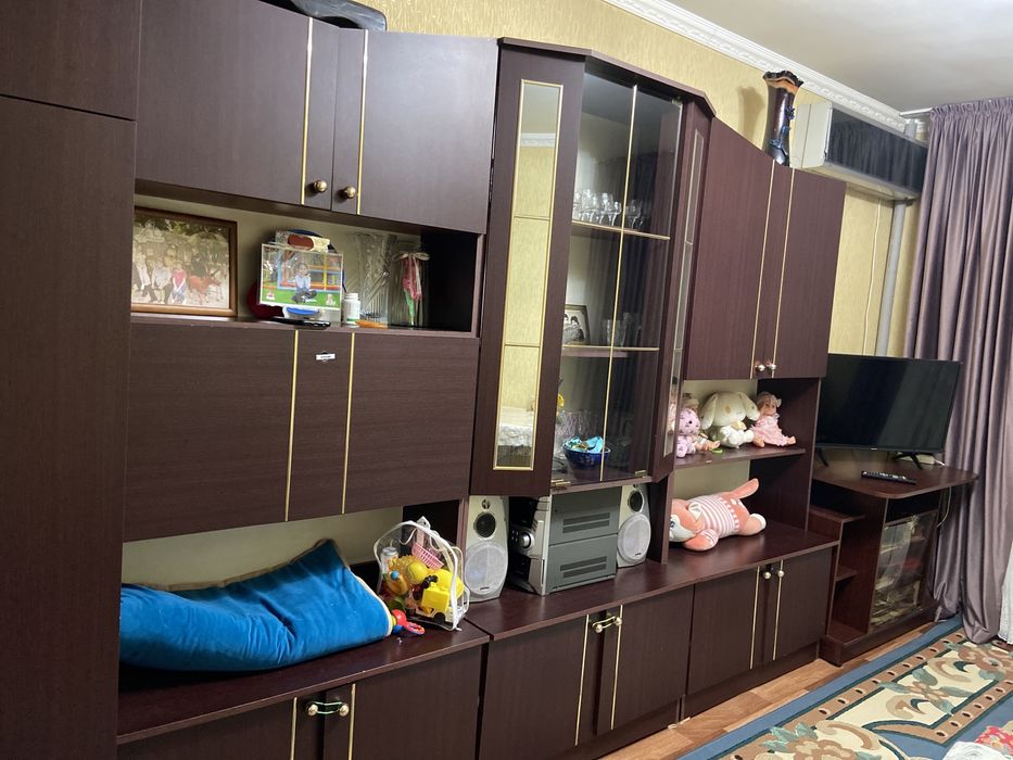 Сервант для дома