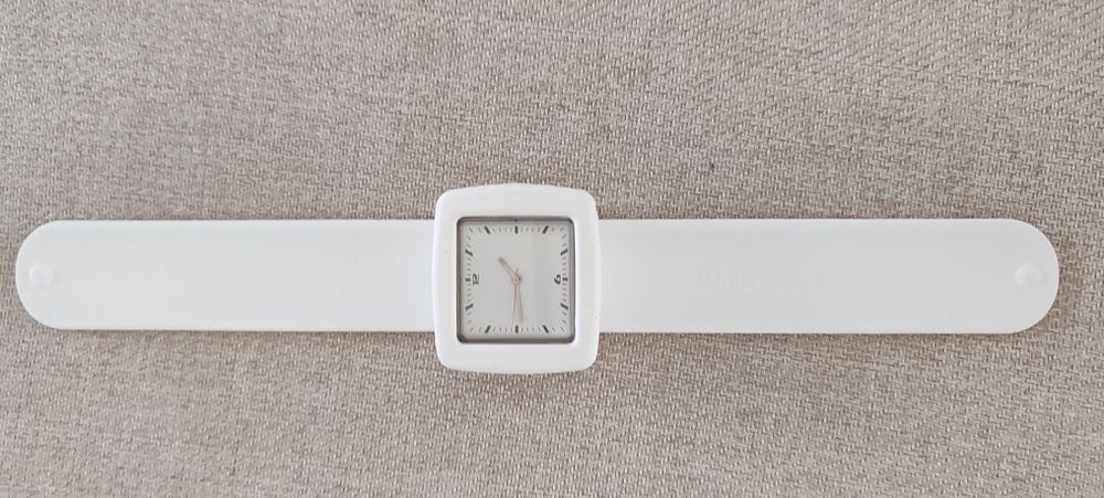 Часовник Slap On Watch