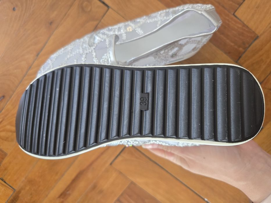 Дамски обувки прозрачни