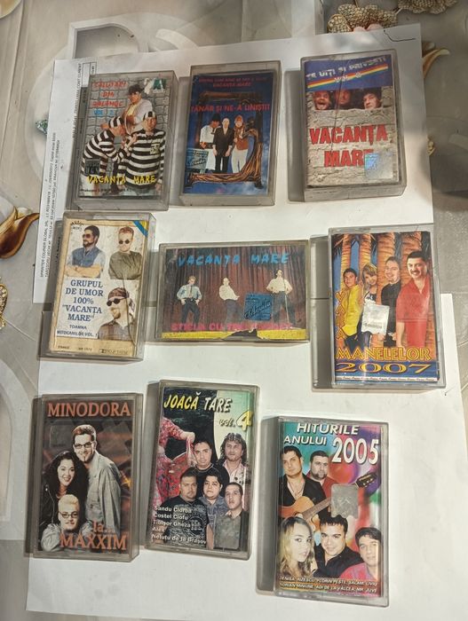 Casete și CD uri cu muzica!