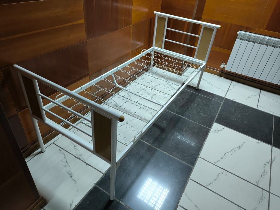 Кровать медицинская