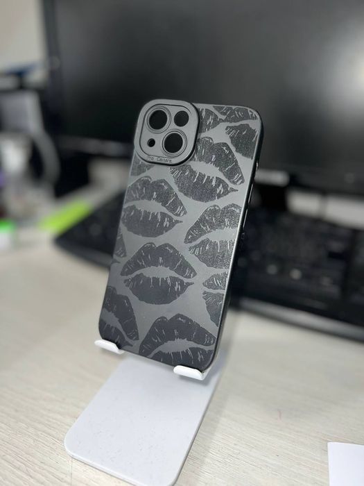 Продам чехлы на 13-14 айфон