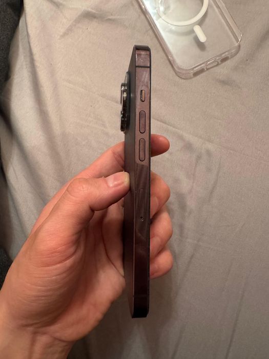 Айфон 14 про без ремонта без дефектов