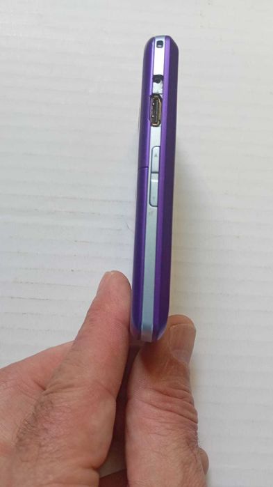 Телефон LG - KP502