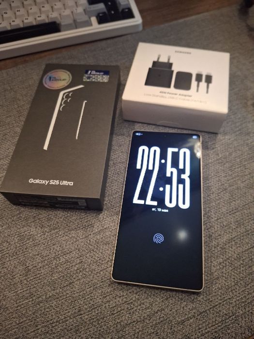 Продается Samsung S25 Ultra