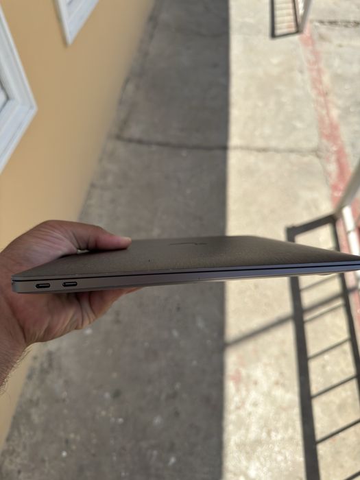 Macbook Air M1 8/256