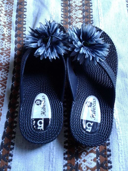 Продавам дамски обувки