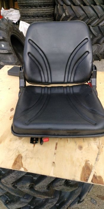 scaune noi fara suspensii avem si cu suspensii (impermeabile) noi 3XYT