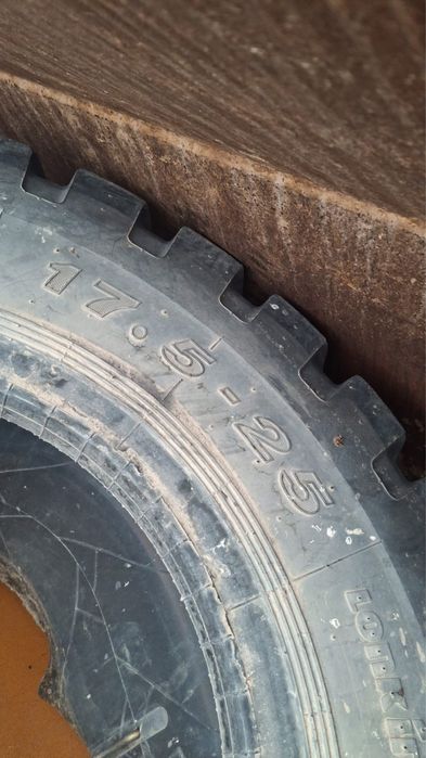 Резина для погрузчика