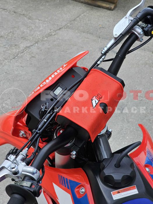 Кросов мотор 250 кубика Upbeat Чист крос 250cc с ел. стартер. НОВ
