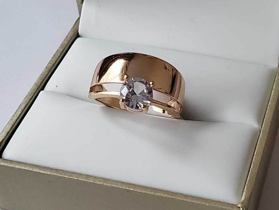 GR70,inel placat aur 14k, model logodna, zirconiu alb, deosebit,dublu