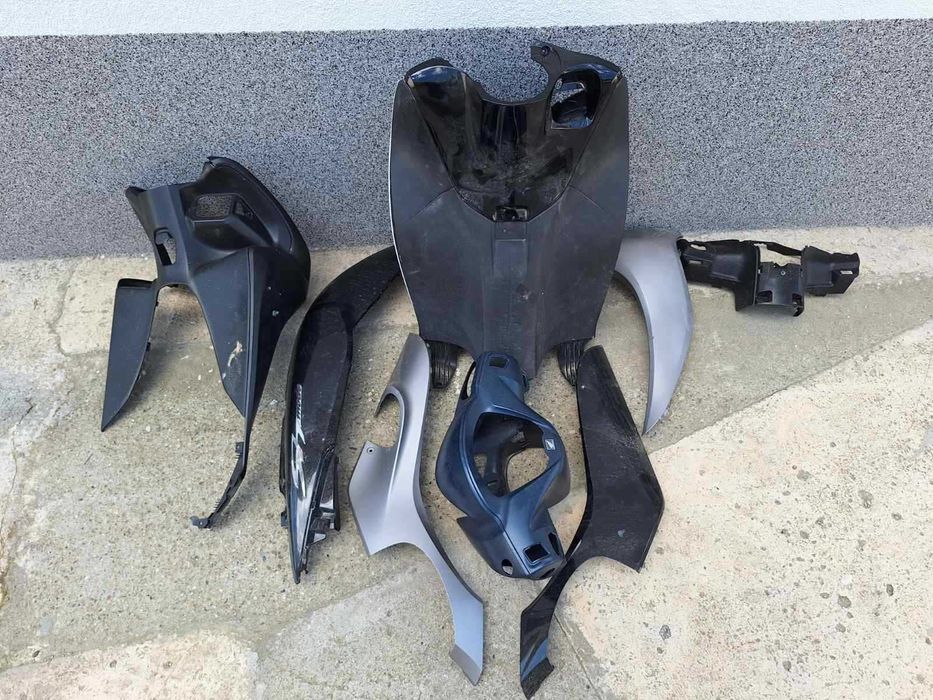 Пластмаси за Honda sh 2015 / Forza 125 300 пластмаси honda sh Mode