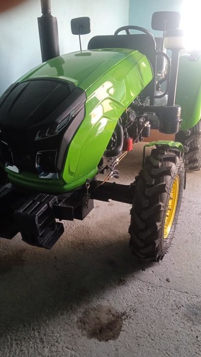 Mini traktor sotiladi