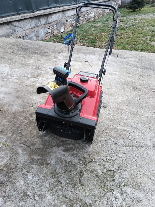 Бензинов колесен снегорин Toro 5.5 к.с