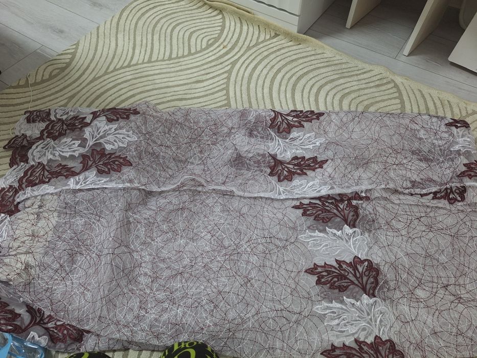 Отдам тюль примерно 5м