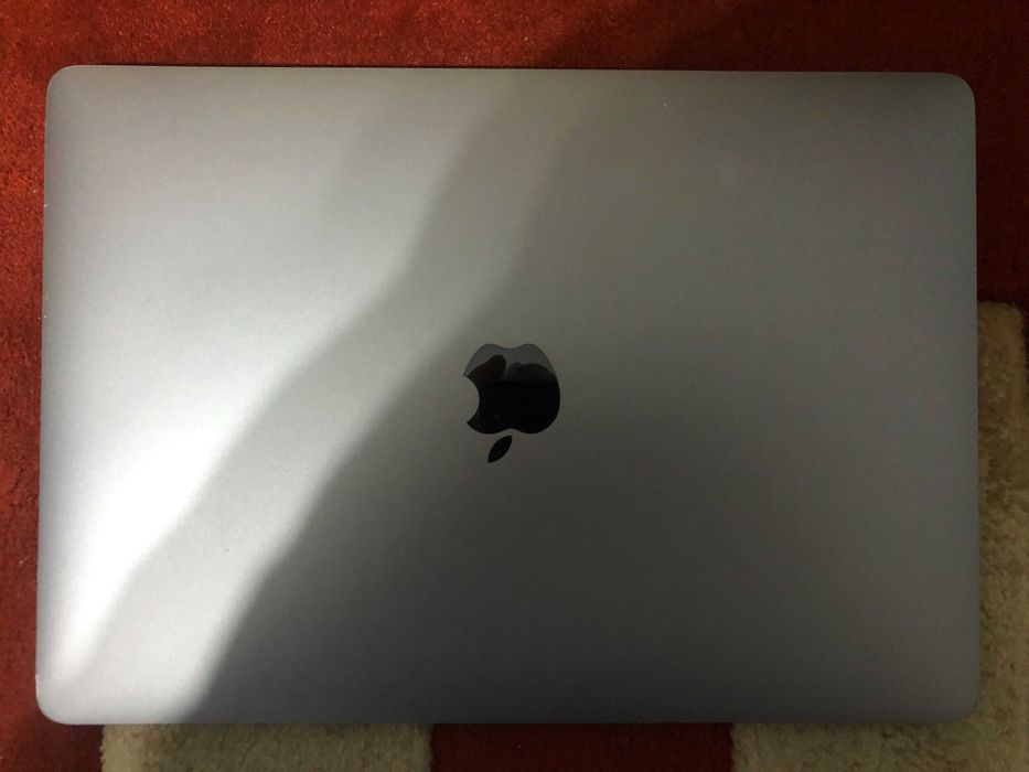 MacBook Air 13 2019 Retina i5 1,6 GHz, 8 GB, SSD 256GB.LA CUTIE.CA NOU
