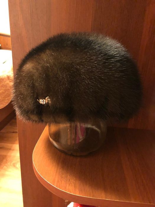 Продам в отличном состоянии берет норка натуральная