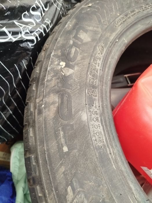 Шина все сезонка 215/60/16