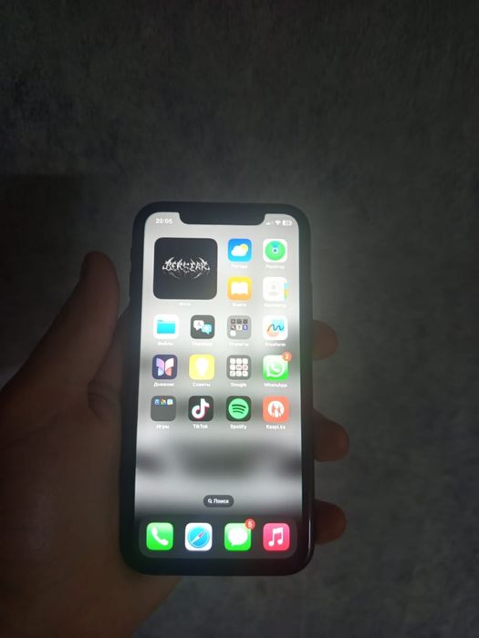 Продам Айфон ХR в идеальном состоянии