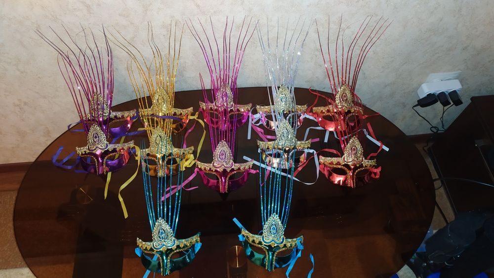 Маска карнавальные. Новые