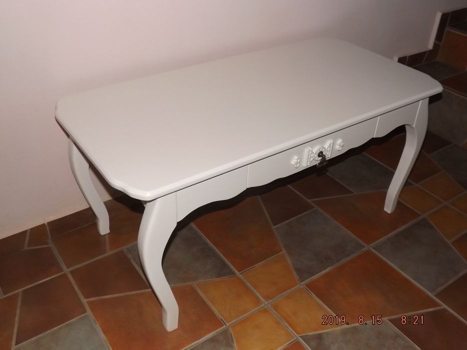 Masă de cafea din lemn masiv