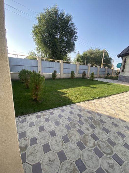 Продам дом в послелке Батан