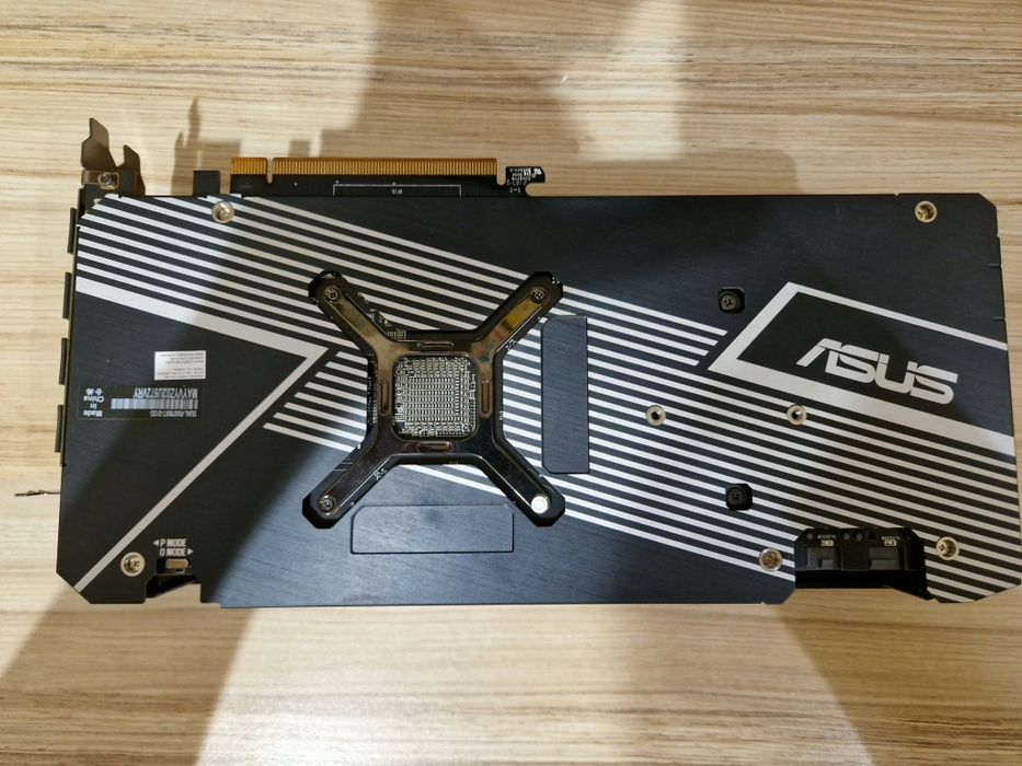 ASUS Dual Radeon RX 6700 XT 12GB – Отлично състояние (Без гаранция)