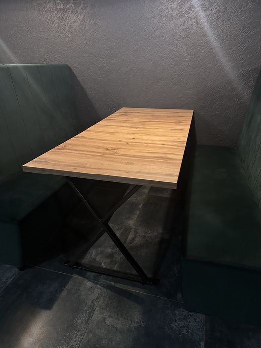 Продам диваны и столы