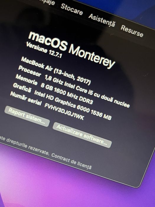 Macbook air i5 cu 2 nuclee din 2017