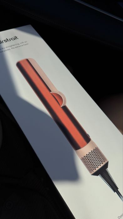 Продам Dyson HT01 утюжок