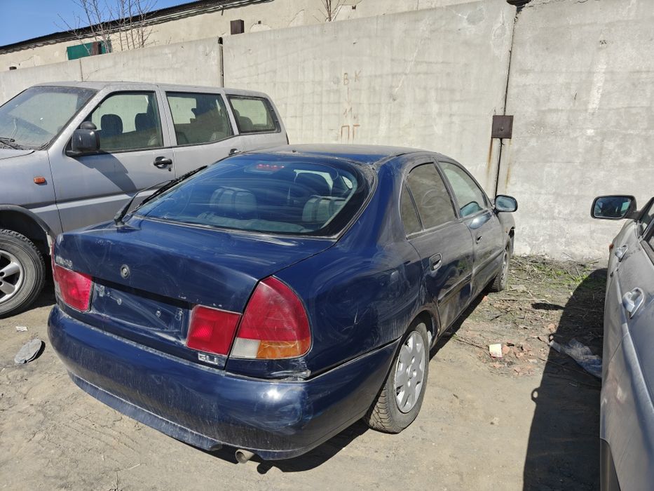 Mitsubishi Carisma 1997